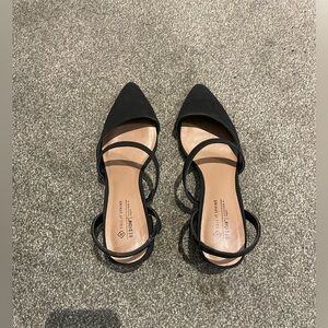 Low heeled sandals